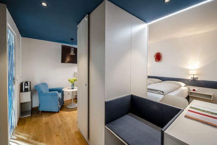 Room 29 of 72