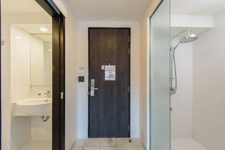 Room 40 of 60