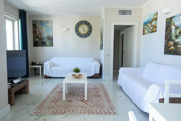 Room 46 of 129