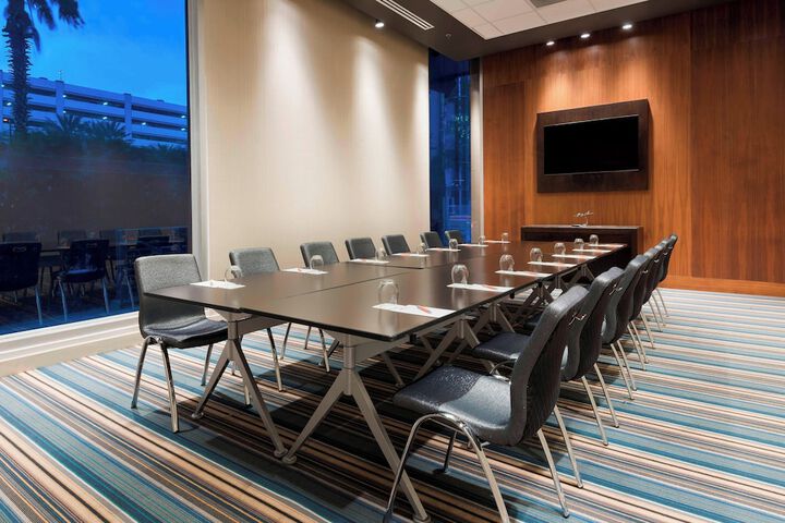 Meeting facility