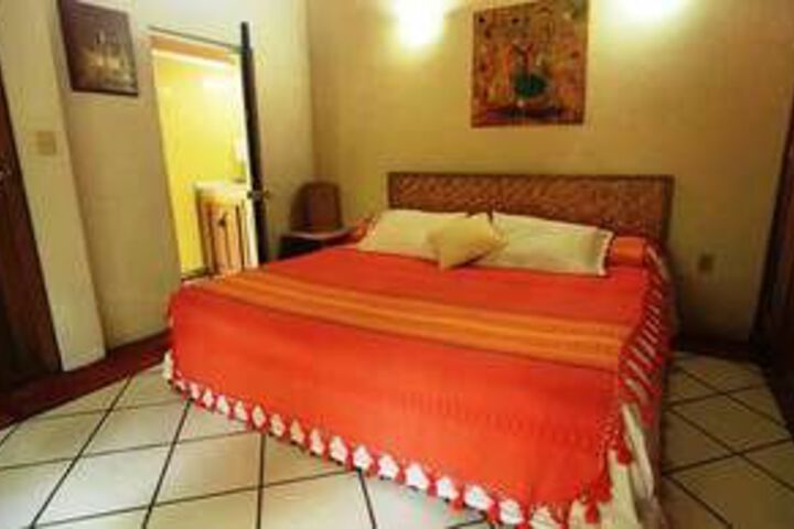 Room 7 of 23