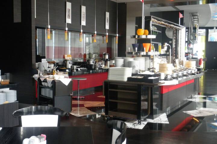 Breakfast/Coffee Service 21 of 62