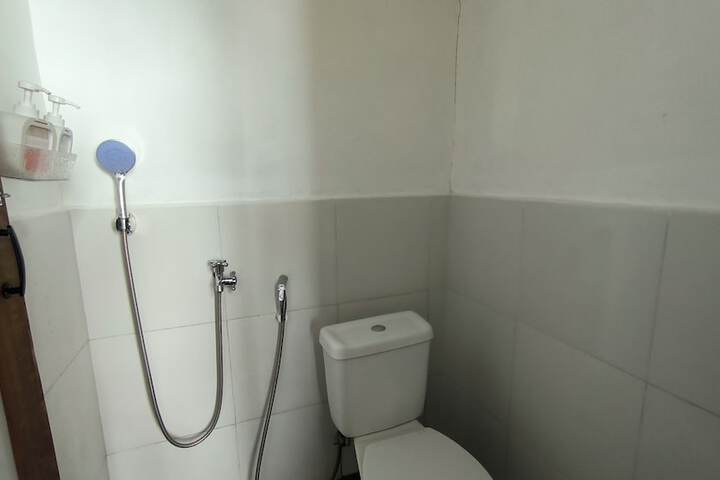 Room 18 of 29