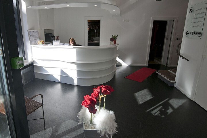 Entrance & Lobby