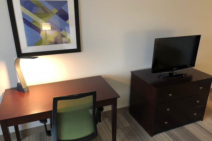 Room 12 of 41
