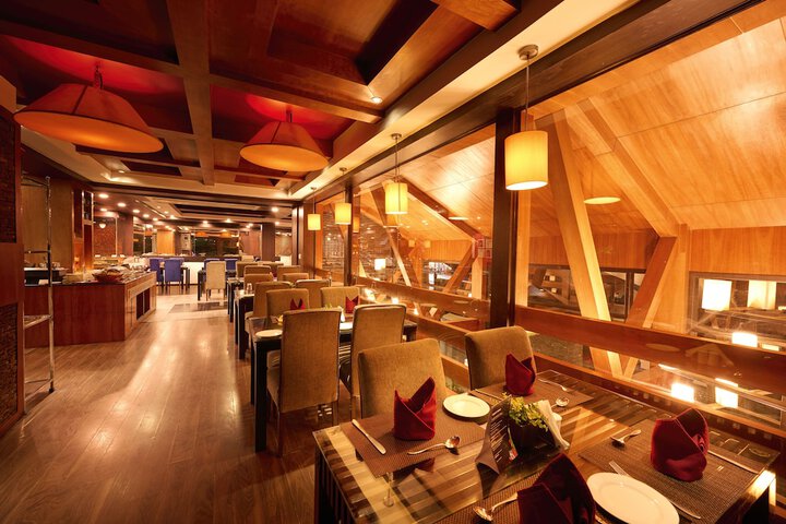 Dining Photos