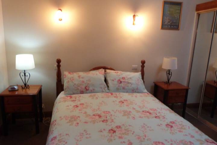 Room 4 of 51