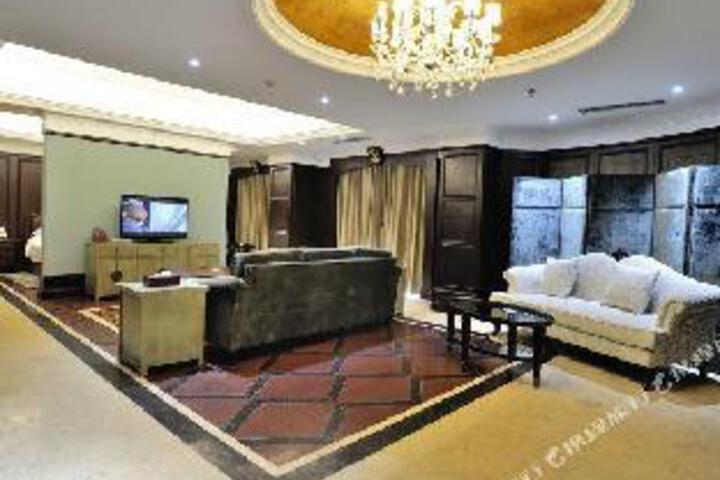 Emperor Boutique Hotel (Shangqiu Shenhuo Avenue)