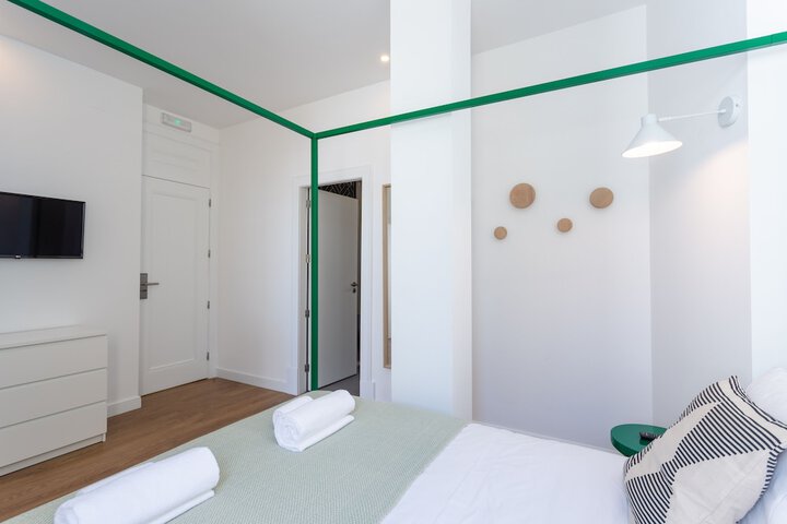 Room 9 of 71