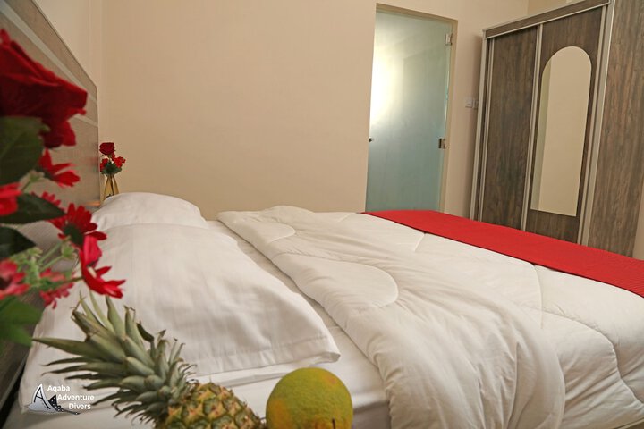 Room 6 of 43