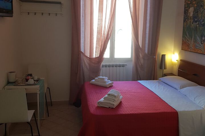 Room 18 of 27