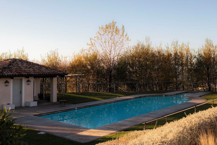 Pool 36 of 48