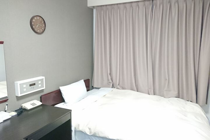 Room 9 of 59
