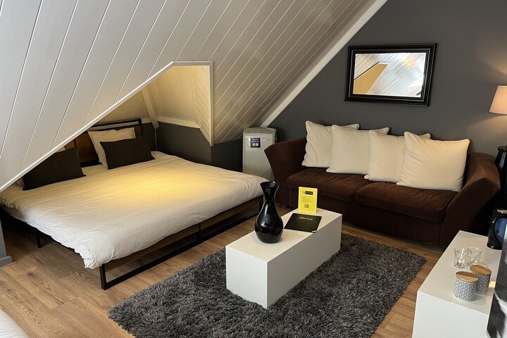 Room 21 of 54