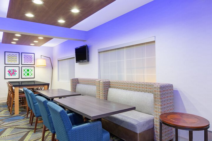 Breakfast/Coffee Service 39 of 55