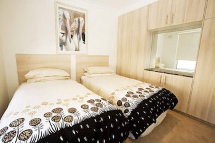 Room 4 of 42
