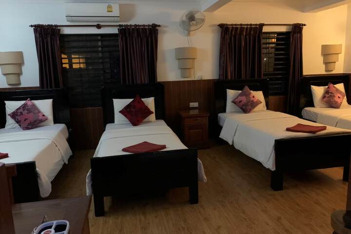 Room 19 of 39