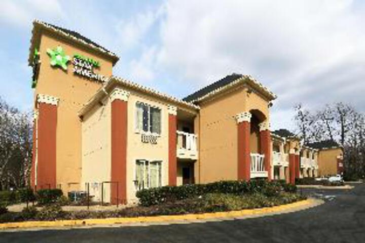 Exterior of Extended Stay America Suites - Washington D.C. - Fairfax - Fair Oaks