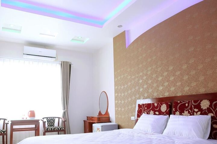 Room 15 of 31
