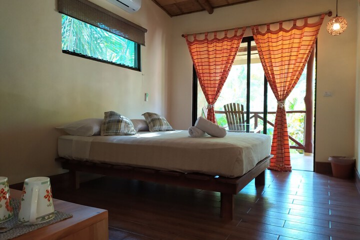 Room 8 of 73