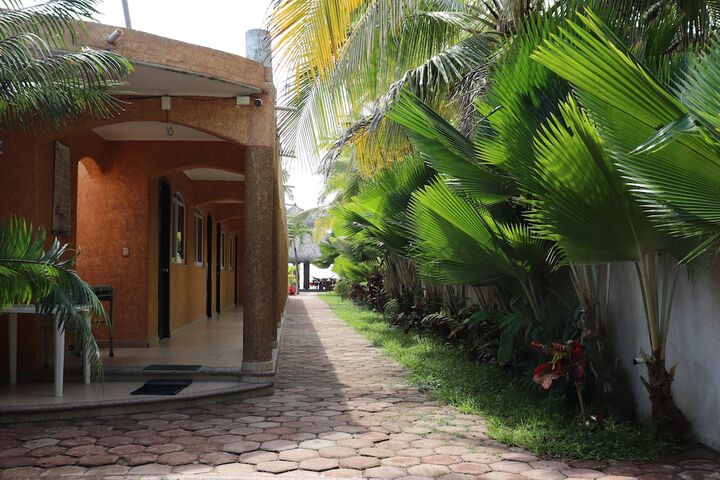 Hotel Restaurante Pie de la Cuesta in Acapulco