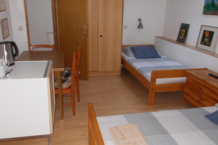 Room 5 of 52