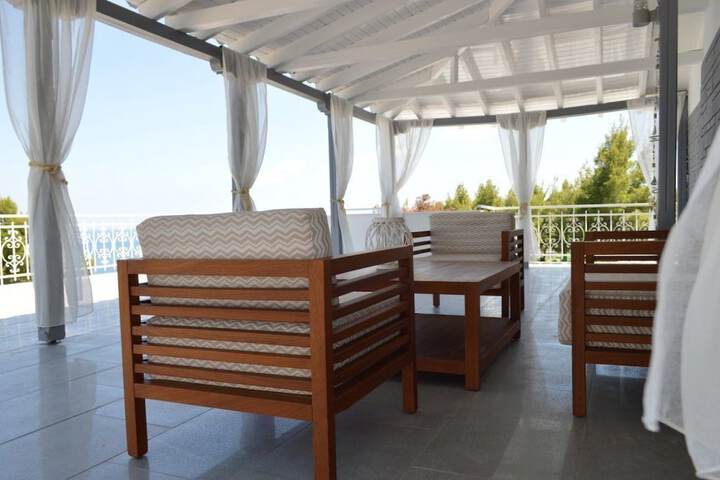 Terrace/Patio 29 of 58