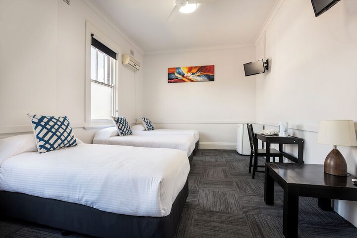 Room 22 of 53