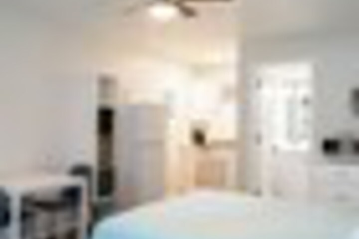 Room 17 of 147