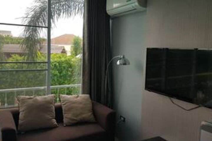 Room 13 of 23