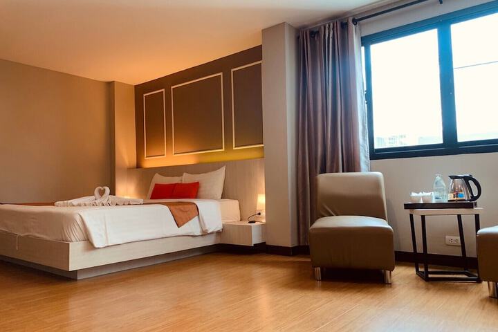 Room 36 of 174