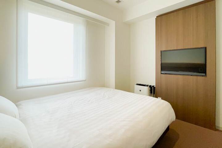 Room 15 of 46