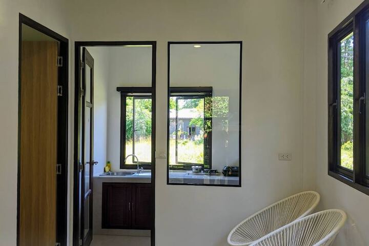 Room 15 of 38