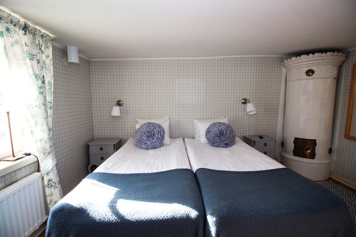 Room 26 of 81
