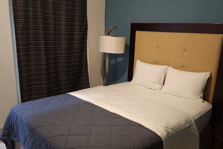 Room 7 of 36