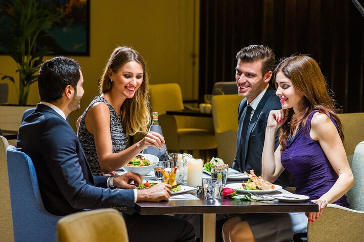 Dining 41 of 51