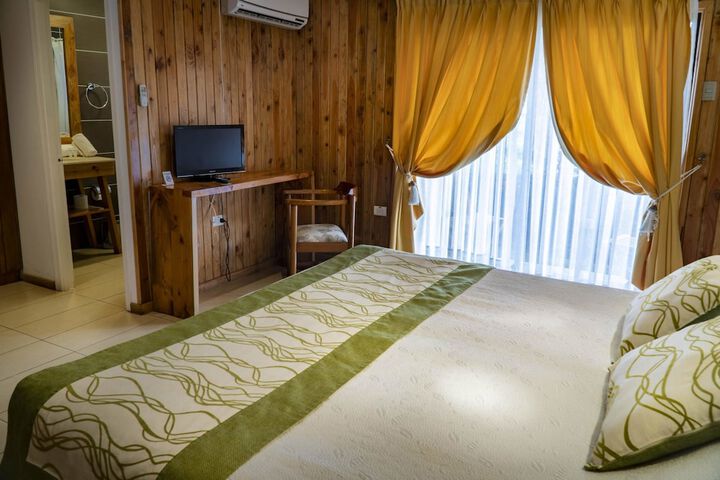 Room 18 of 186