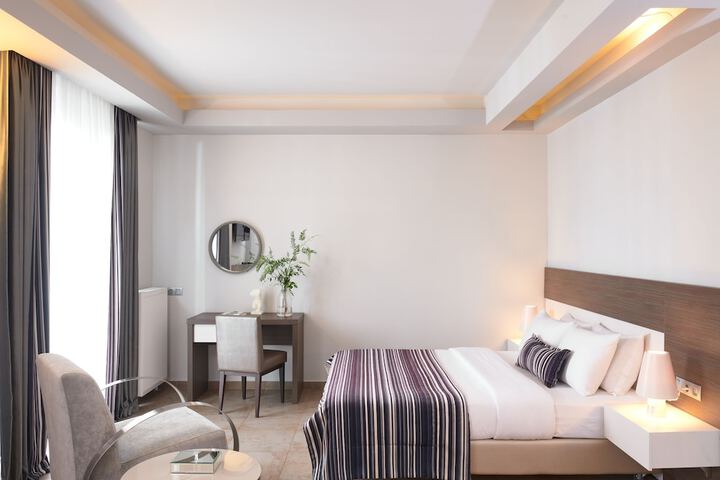 Room 42 of 70