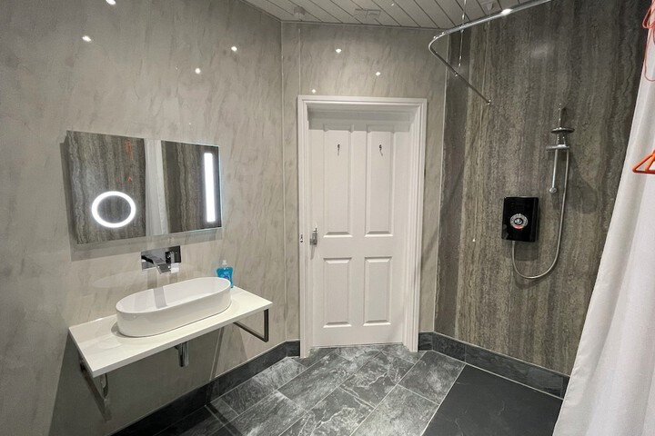 Room 18 of 52