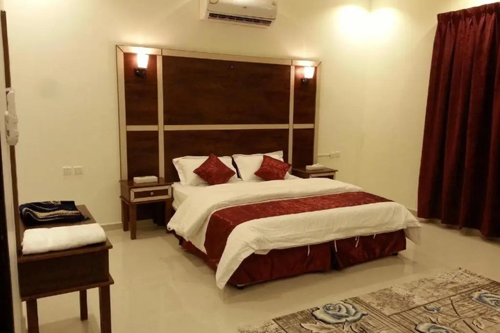 Room 3 of 9