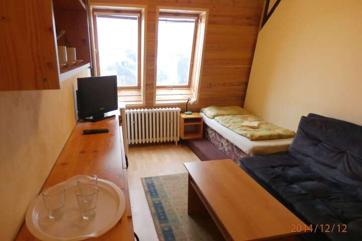 Room 5 of 30