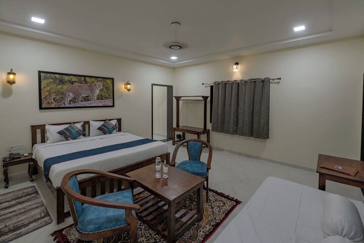 Room 3 of 31