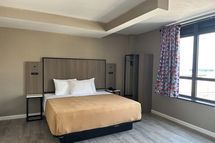 2 Double Beds (4 of 19)