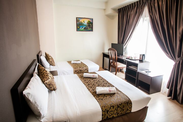 Room 5 of 38