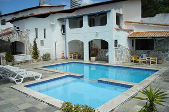 Pool 9 of 14