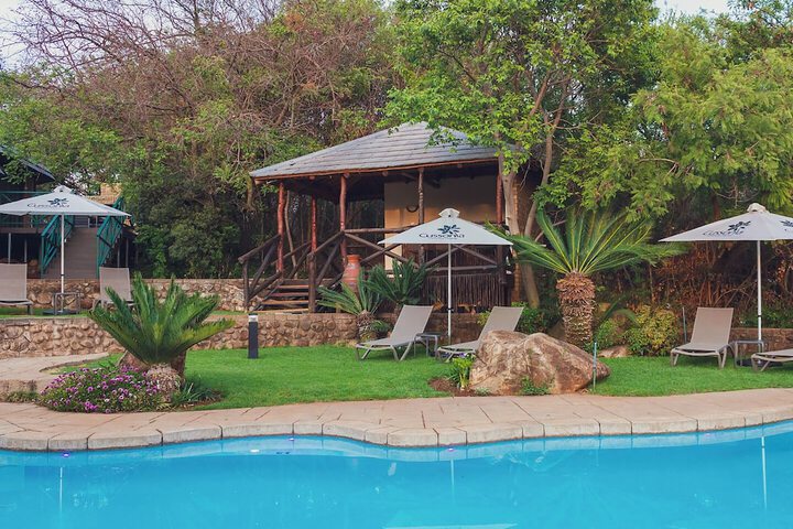 Pool 42 of 52