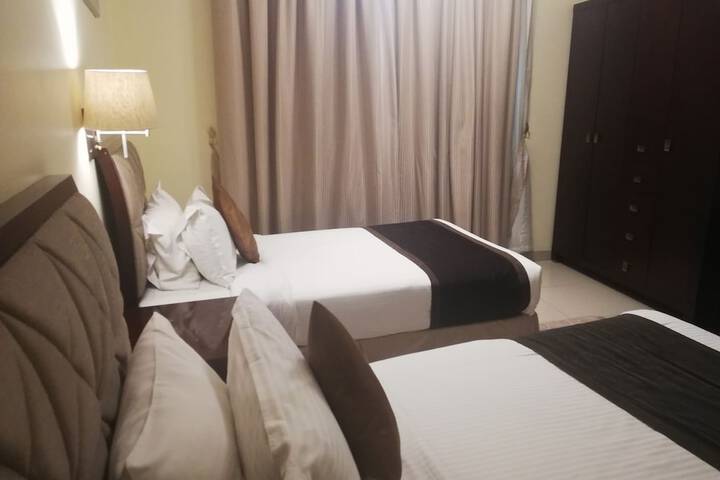 Room 32 of 61