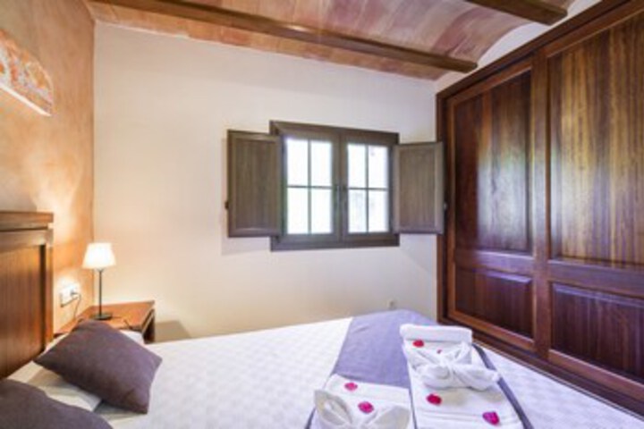 Room 28 of 36