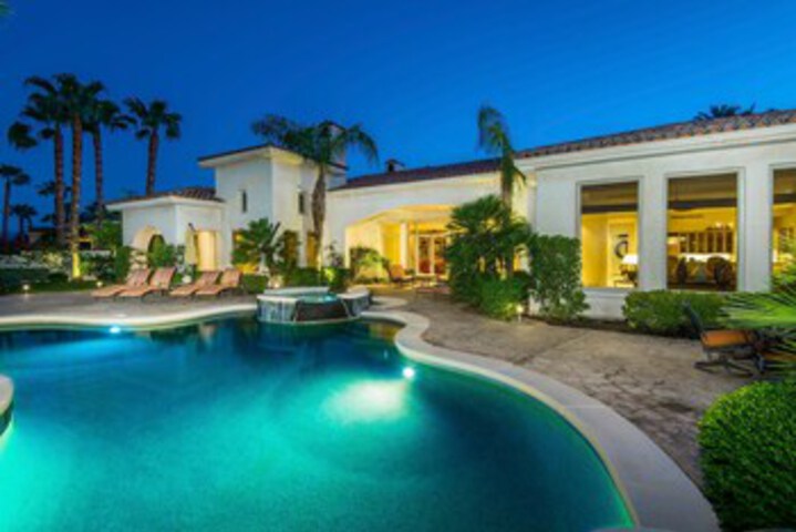 Photo of Rat Pack Retreat Four Bedrooms