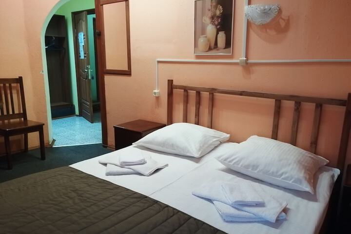 Room 5 of 46